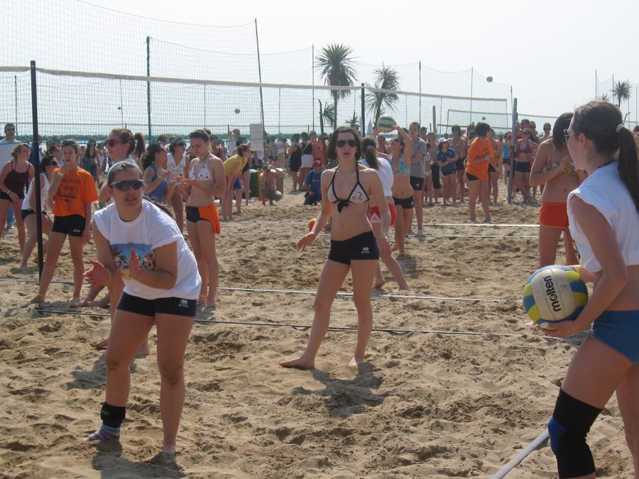 album/YoungVolley_30Apr-3Maggio2009/apr09-264.jpg
