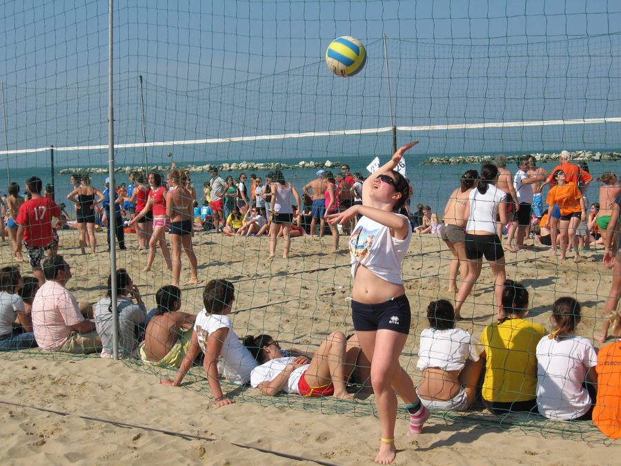 album/YoungVolley_30Apr-3Maggio2009/apr09-367.jpg