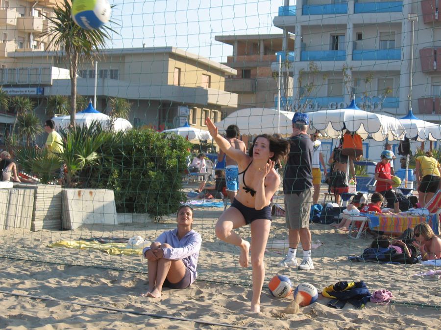 album/YoungVolley_30Apr-3Maggio2009/apr09-495.jpg