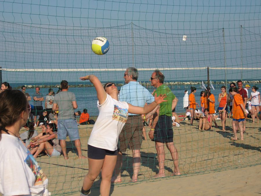 album/YoungVolley_30Apr-3Maggio2009/apr09-497.jpg