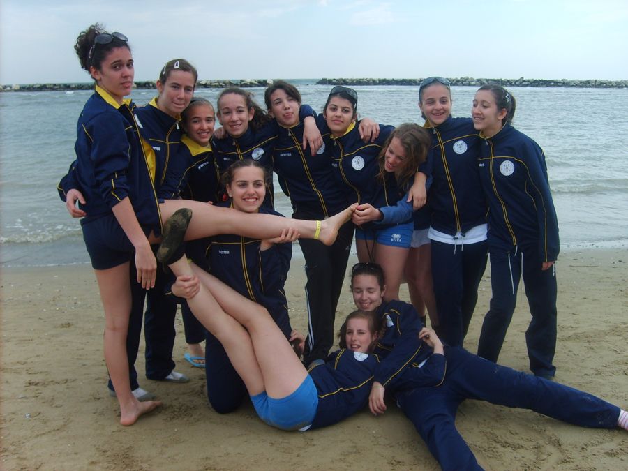 album/YoungVolley_30Apr-3Maggio2009/spiaggia1.jpg